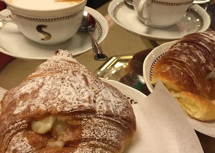 Le Stanze Di Ottaviano Guest house *